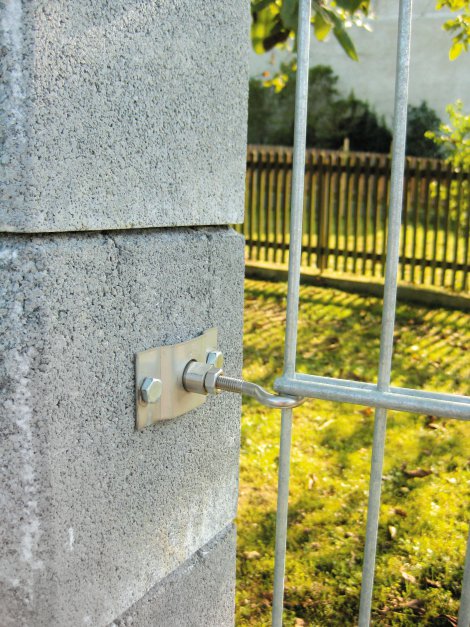 H+S Mauer-Zaunverbinder Nirosta (3 Stk. Befestigungsblech, Spannmuttern, Spannschrauben, 6 Stk. Dübel & Schrauben)