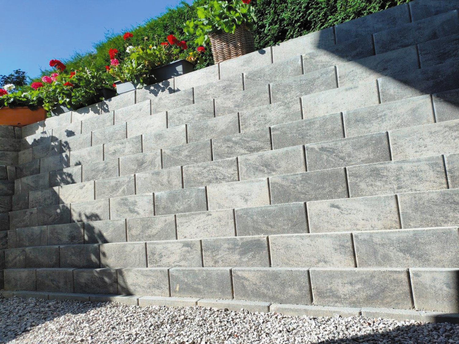 EBENSEER Böschungsstein Colorado Graphitweiß 40x29x15 cm (LxBxH)